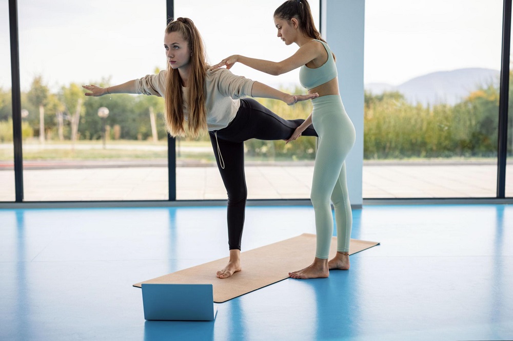 Beginner Friendly Yoga Poses That Support Better Flexibility and Body Balance